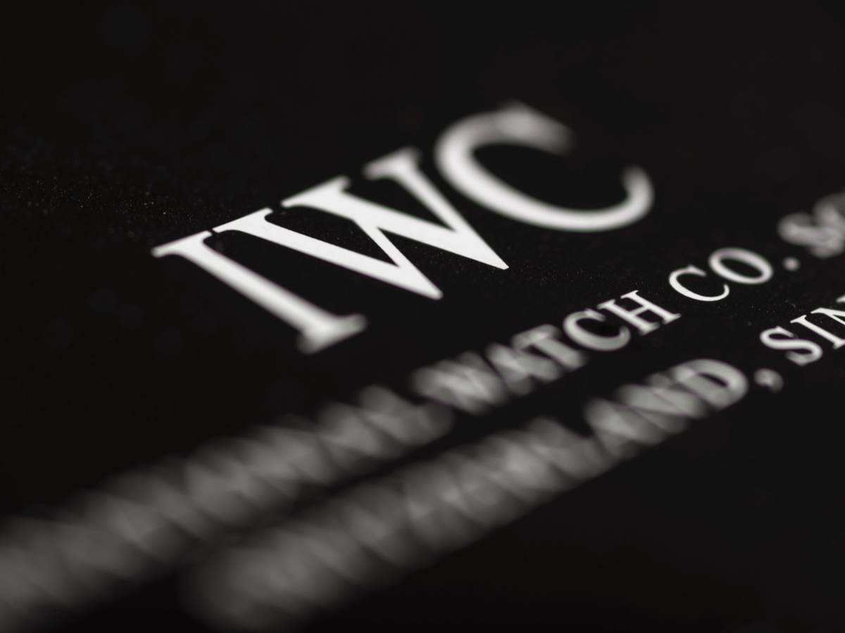 IWCの逸品『ポルトギーゼ』の魅力とは？厚さ・色・文字盤が異なるおすすめ時計5選とメンテナンス法